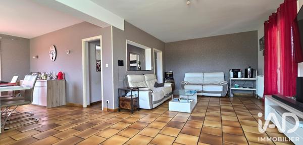 Maison à vendre 8 pièces 216 m² Saint-Pierre-les-Étieux
