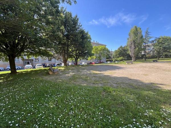 Appartement à vendre 143 640 € Bron 4 p 65 m² DPE E