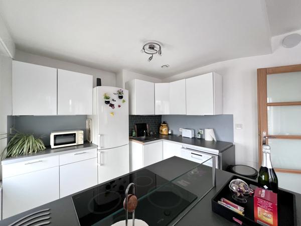 Duplex 4 pièce(s) 3 chambre(s) 84 m²