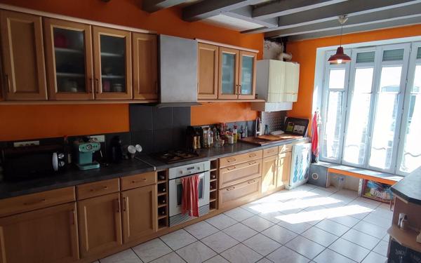 Maison à vendre    5 pièces •  Peyrehorade