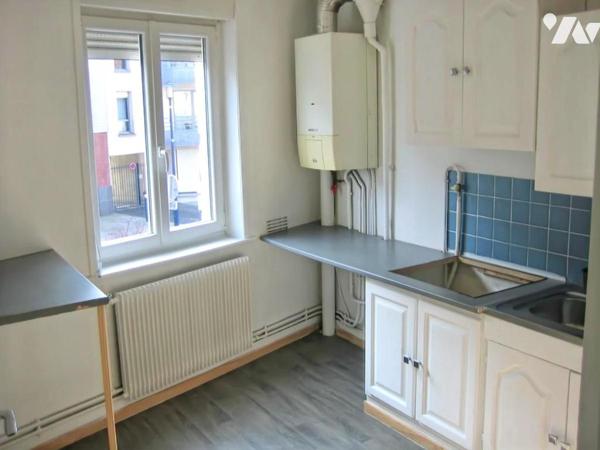 PERENCHIES proche centre immeuble de rapport