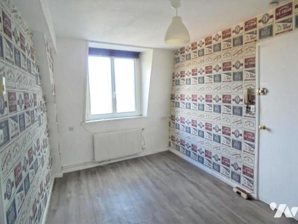 PERENCHIES proche centre immeuble de rapport