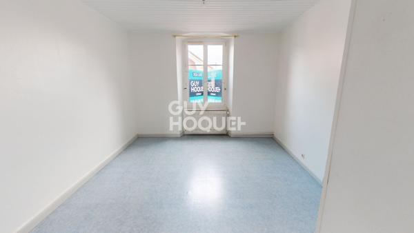 Location : spacieux appartement 3 pièces (78 m²) à CERNAY