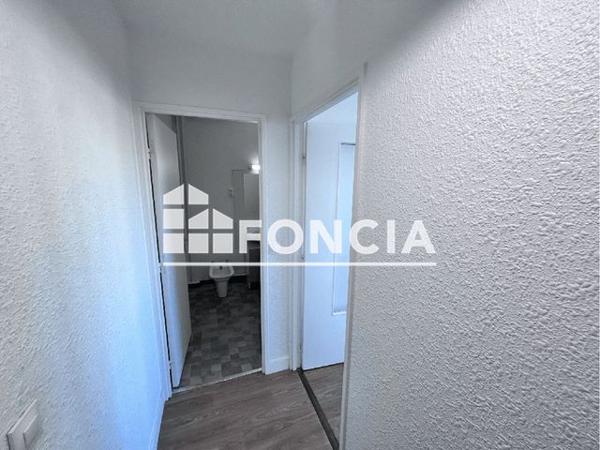 Location Studio 29.42 m² - 10/26 BOULEVARD HEROLD Nanterre 92000