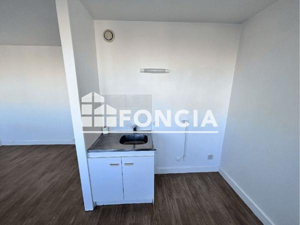 Location Studio 29.42 m² - 10/26 BOULEVARD HEROLD Nanterre 92000