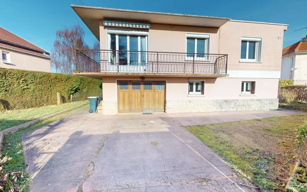 Maison à vendre    4 pièces • 82 m2 Châtenoy-le-Royal
