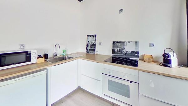 Love Appart Centre-Ville Gare/Cité de la Gastronomie; avec une trés belle rentabilité.