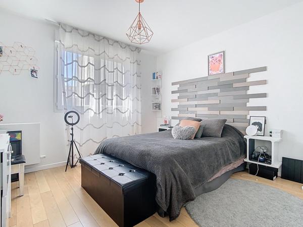 Maison 100 m² Terrasse 23 m², solarium 24 m²