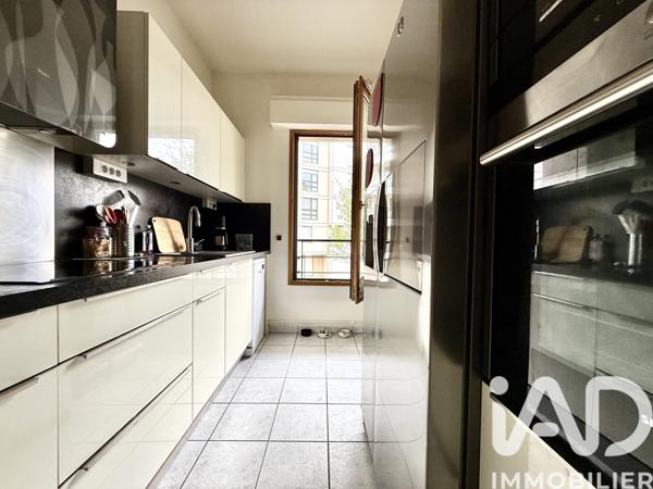Appartement à vendre 3 pièces 73 m² Courbevoie