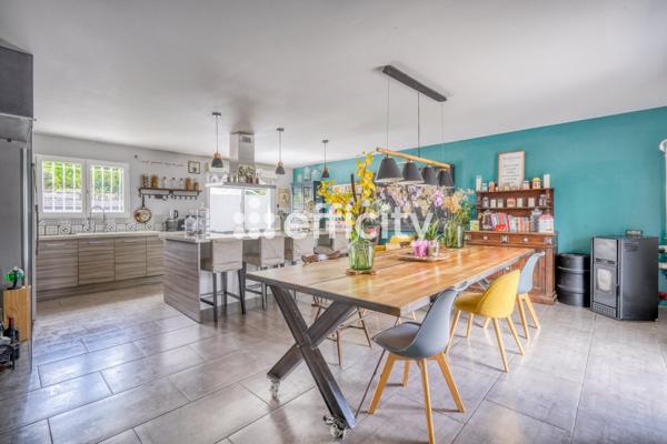 Maison
         7 pièces
        - 153 m² Bien prestige