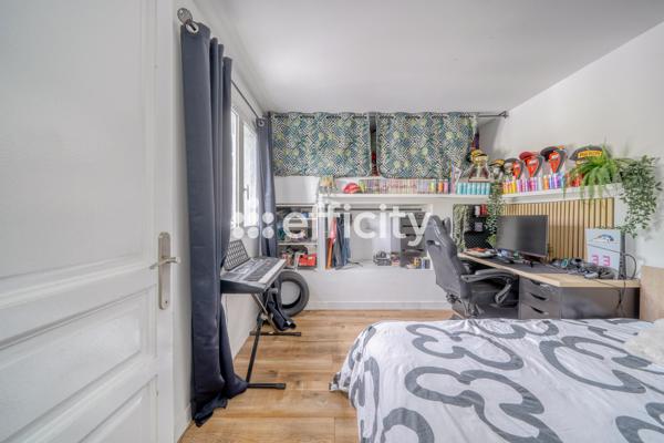 Maison
         7 pièces
        - 153 m² Bien prestige