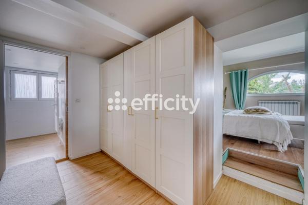Maison
         7 pièces
        - 153 m² Bien prestige