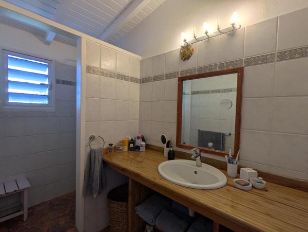 Villa T4 avec Piscine et Dépendances - Arnouville, Petit-Bourg (1000 m²)