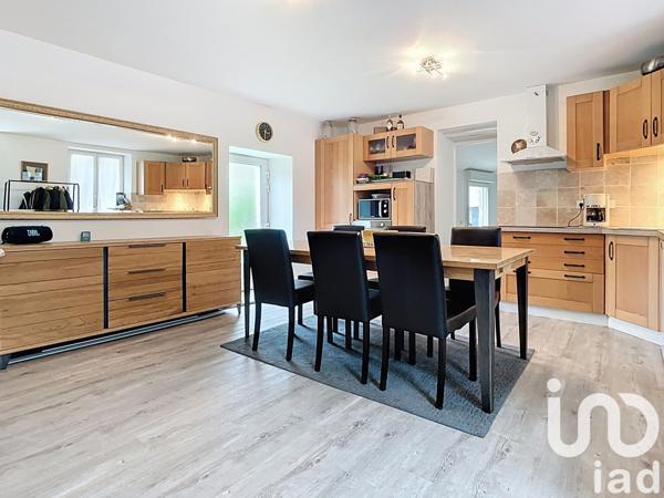 Longère 5 pièces de 91 m² à Langeais (37130)