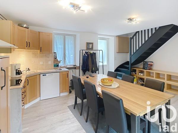 Longère 5 pièces de 91 m² à Langeais (37130)