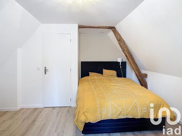 Longère 5 pièces de 91 m² à Langeais (37130)