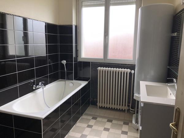 Appartement 4 pièce(s) 2 chambre(s) 90 m²