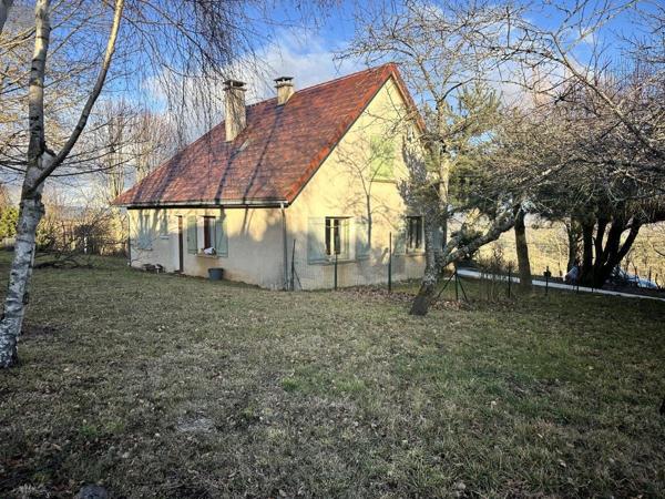 Maison à vendre à Saint-Flour dans le Cantal (15100), ref : 15046-69