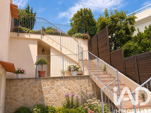 Appartement à vendre 4 pièces 106,19 m² Roquebrune-Cap-Martin