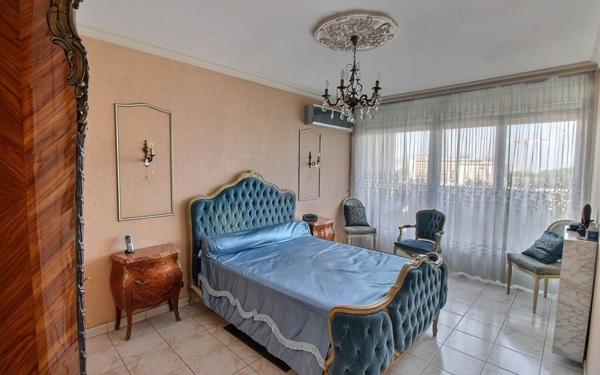 Appartement à vendre    4 pièces • 96 m2 Marseille 10