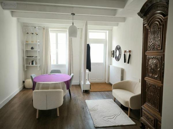 Maison de ville à vendre à Archiac en Charente-Maritime (17520), ref : 1873   
BOURG