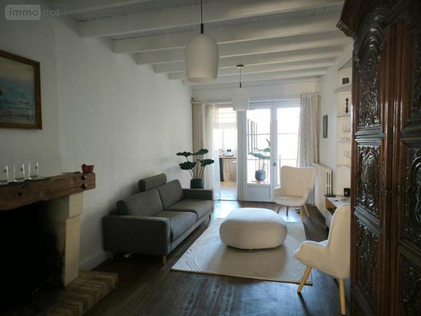 Maison de ville à vendre à Archiac en Charente-Maritime (17520), ref : 1873   
BOURG