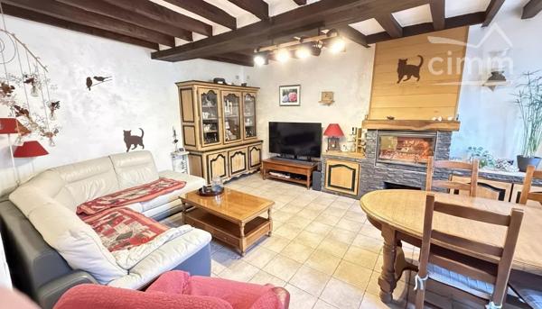 Le charme de la pierre, le confort d'une maison prête à vivre.