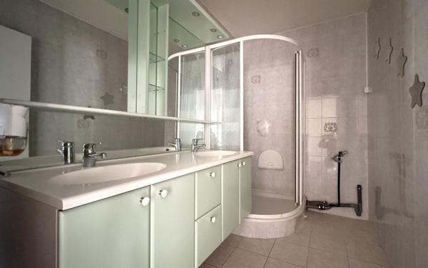 Appartement à vendre    5 pièces •  Metz