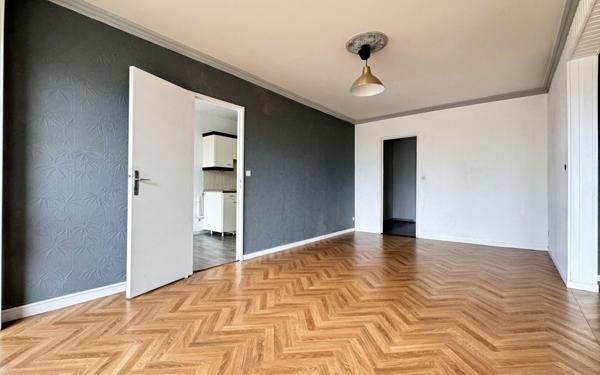 Appartement à vendre    5 pièces •  Metz