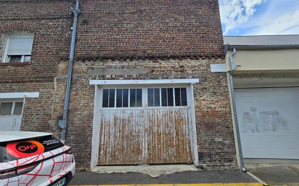 Stationnement à vendre    100 m2 Origny-Sainte-Benoite