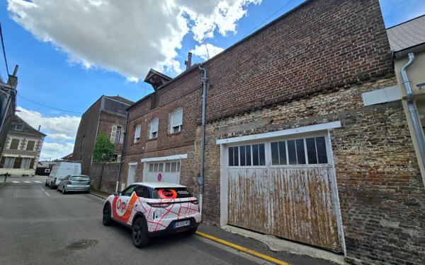 Stationnement à vendre    100 m2 Origny-Sainte-Benoite