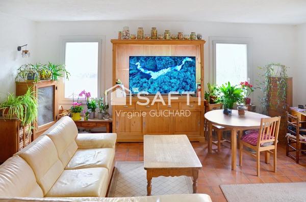 Maison 115m² sur terrain de 4337m² AIGLUN 04