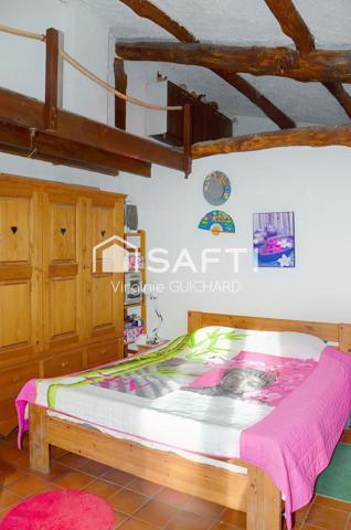 Maison 115m² sur terrain de 4337m² AIGLUN 04