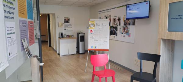 Local commercial St Jean Sur Mayenne 65 m2 , Mayenne Local commercial St Jean Sur Mayenne 65 m2 , Mayenne