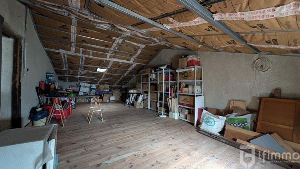 Maison de village avec 3 chambres et 1 bureau