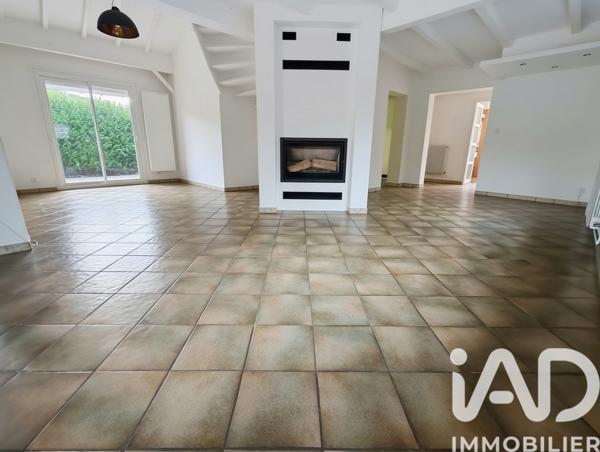Maison à vendre 9 pièces 185 m² Hénin-Beaumont