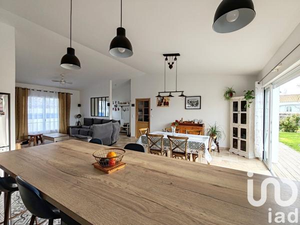 Maison à vendre 3 pièces 121 m² Beauvoir-sur-Mer