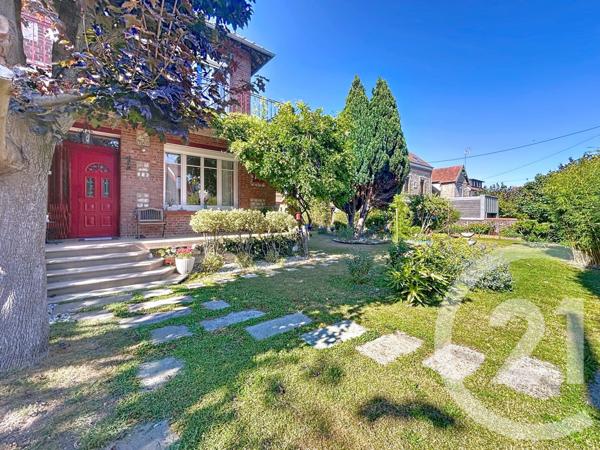 Maison à vendre  8 pièces - 181 m2 SOTTEVILLE LES ROUEN - 76