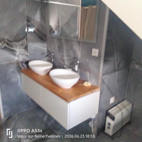 Vente                                                      Maison
                        
                                         200 m2                     à Vaux-sur-Seine