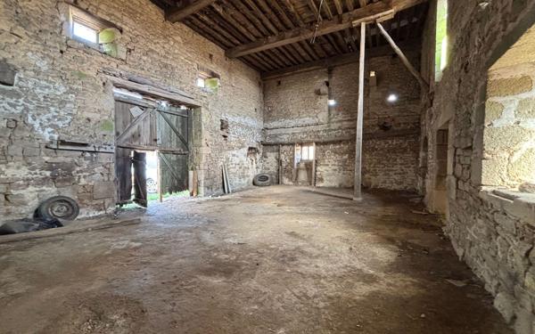 Maison à vendre    1 pièce •  Saint-Gence