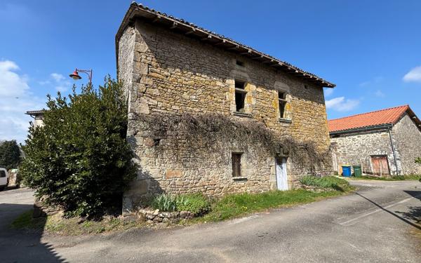 Maison à vendre    1 pièce •  Saint-Gence