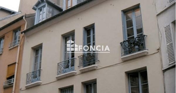 Location Studio 17.03 m² - Saint-germain-en-laye 78100