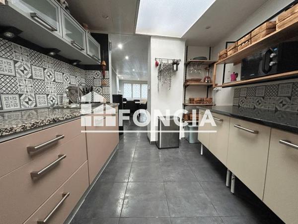 Location Maison 4 pièces 94.3 m² - 1 RUE GAMBETTA Faches-thumesnil 59155