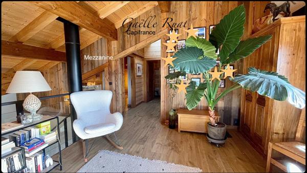 Font-Romeu (66) – Appartement T4 mezzanine de prestige avec vue panoramique dernier étage.
