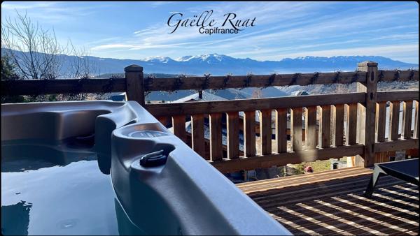 Font-Romeu (66) – Appartement T4 mezzanine de prestige avec vue panoramique dernier étage.
