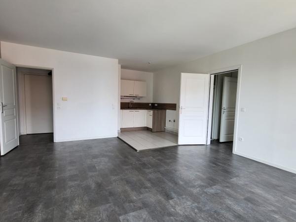 Location Appartement 2 pièces Roubaix (59100) - ROUBAIX BEAUMONT EDHEC Location Appartement 2 pièces Roubaix (59100) - ROUBAIX BEAUMONT EDHEC