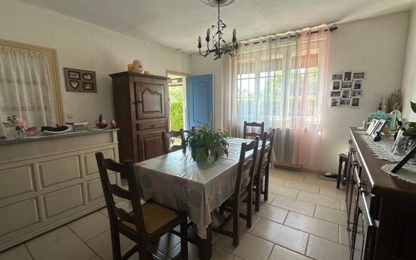 Maison à vendre    3 pièces •  Beautor