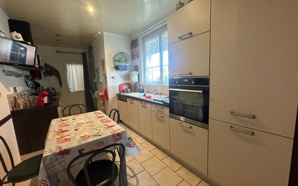 Maison à vendre    3 pièces •  Beautor