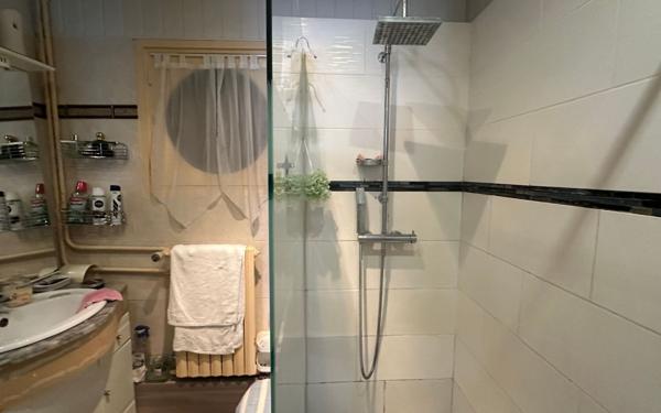 Maison à vendre    3 pièces •  Beautor