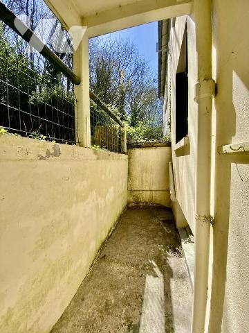 Maison proche centre ville, dans la vallée de Gouëdic